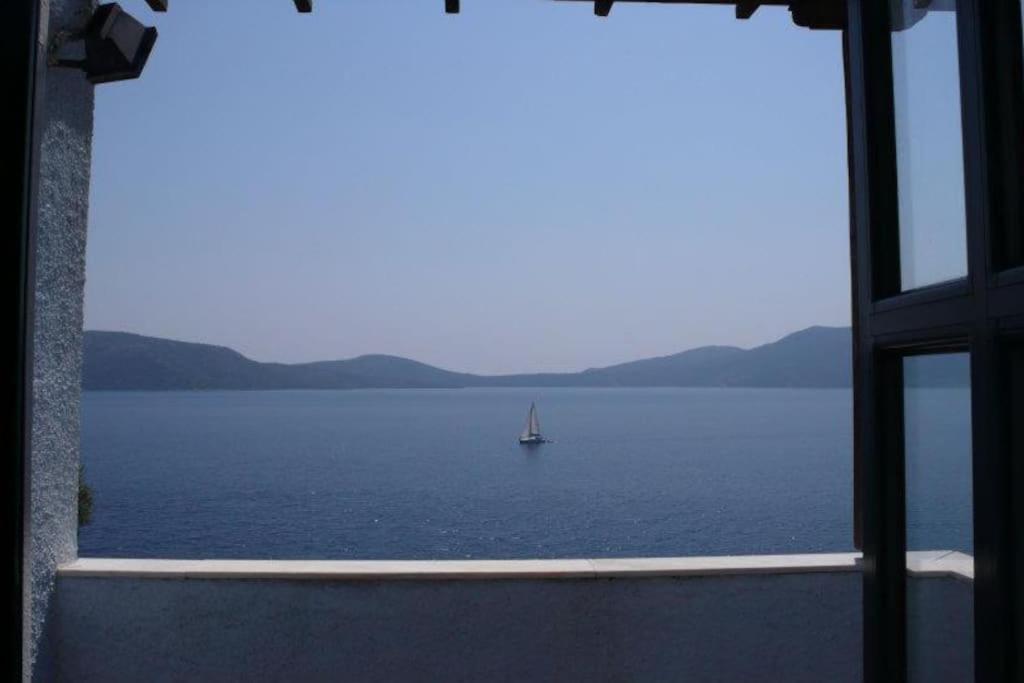 Villa With Breathtaking Views And Private Beach Agios Dimitrios  المظهر الخارجي الصورة