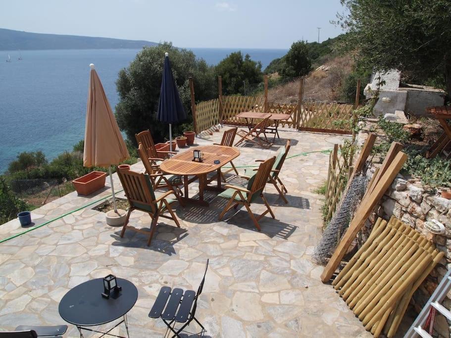 Villa With Breathtaking Views And Private Beach Agios Dimitrios  المظهر الخارجي الصورة