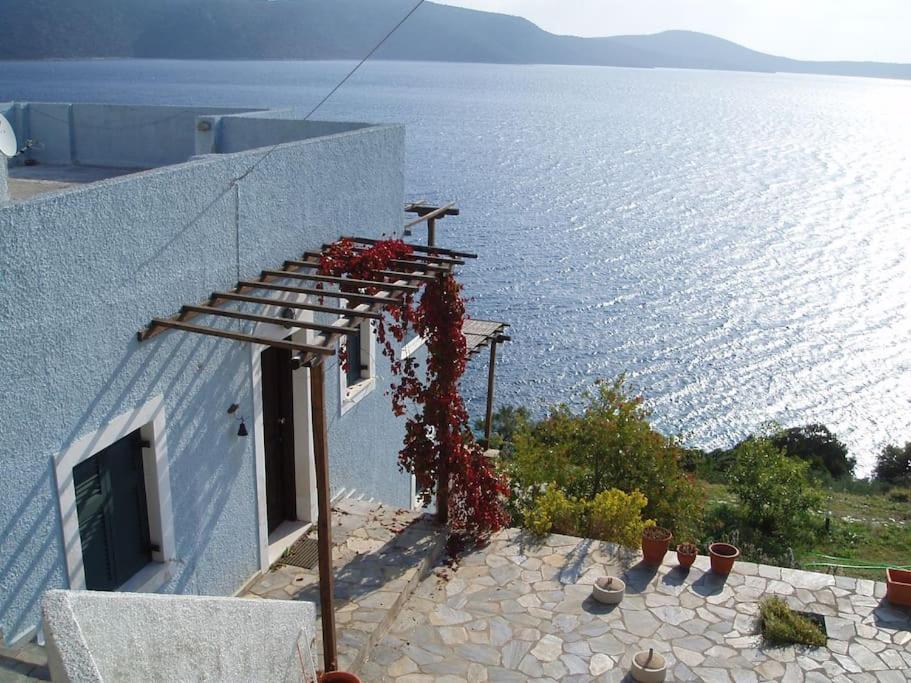 Villa With Breathtaking Views And Private Beach Agios Dimitrios  المظهر الخارجي الصورة